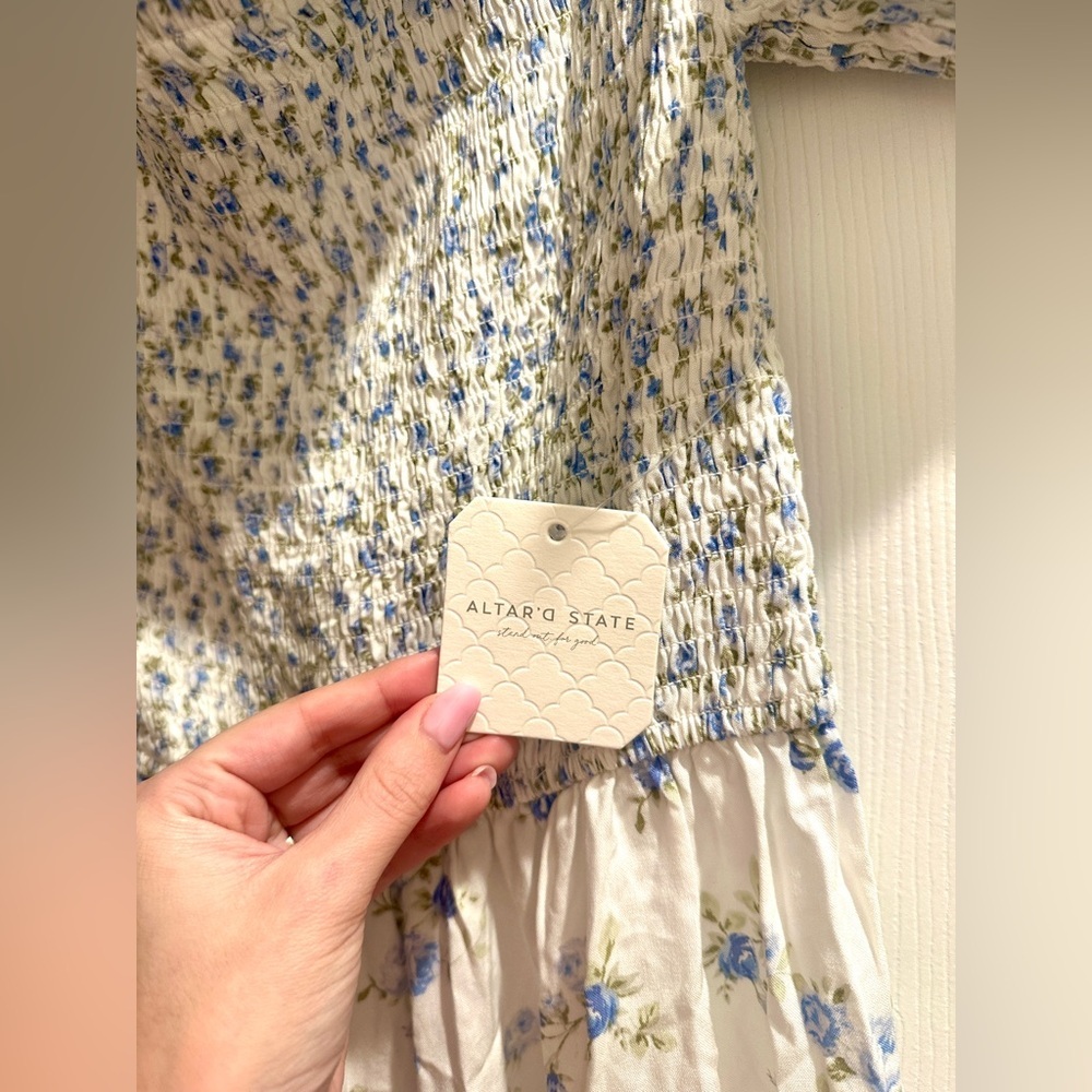 New with tags Altar’d State Aria Floral Maxi Dress - Picture 7 of 11